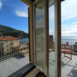 Monia House Sea View Apartment